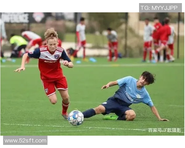 颤足球教程：掌握技巧与策略提升你的颤足球水平与竞技表现